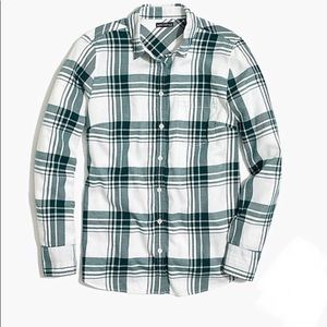Green and white plaid flannel tee